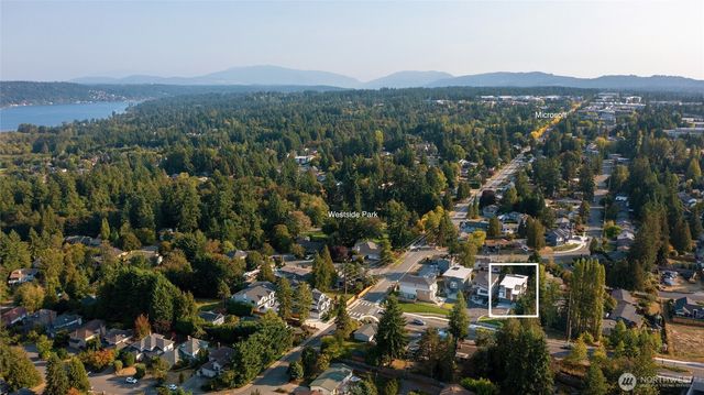 15525 NE 60th Street, Redmond, WA 98052