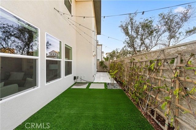 250 Newton, Lake Forest (el Toro), CA 92630