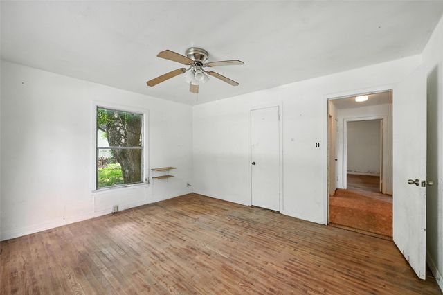 414 S Broadway Street, Bells, TX 75414