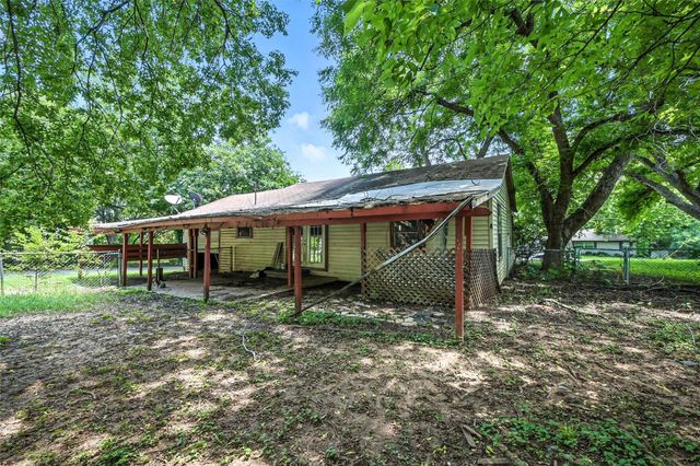 414 S Broadway Street, Bells, TX 75414