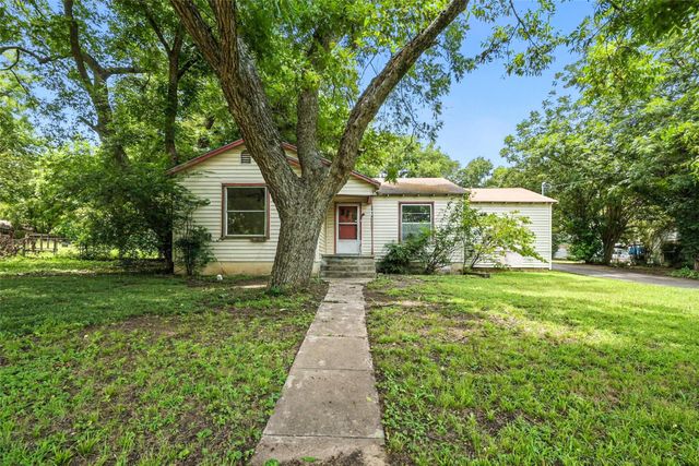 414 S Broadway Street, Bells, TX 75414