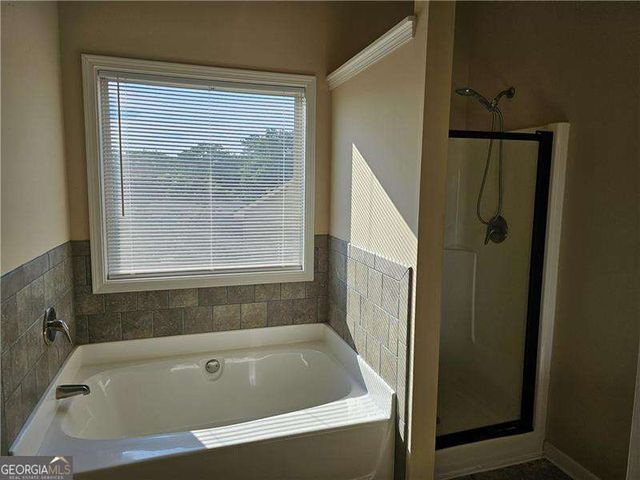 5043 GLENCLIFF Drive, Sugar Hill, GA 30518