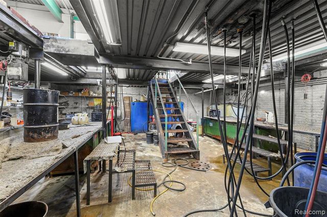 3422 Flushing Road, Flint, MI 48504