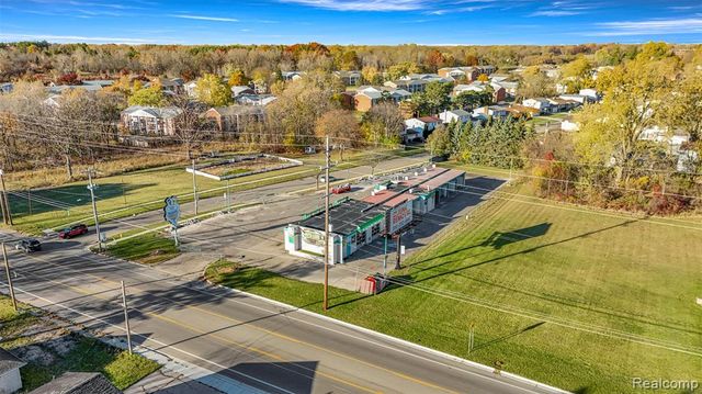 3422 Flushing Road, Flint, MI 48504