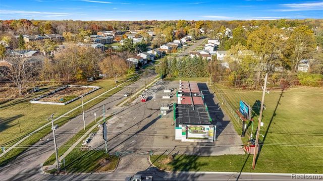 3422 Flushing Road, Flint, MI 48504