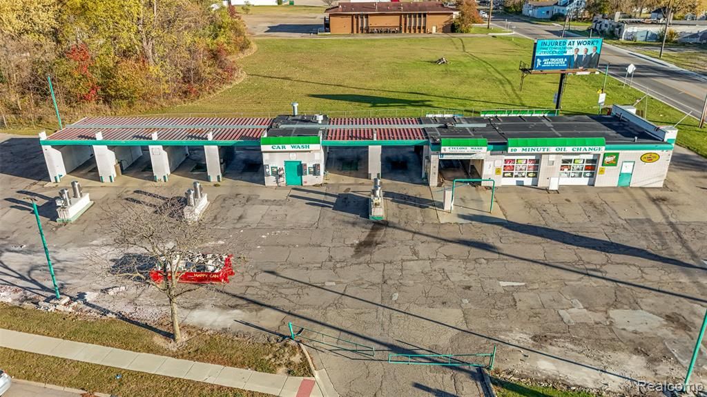 3422 Flushing Road, Flint, MI 48504