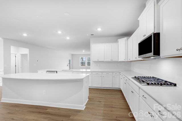 4339 Camden Glen Road 184, Lancaster, SC 29720