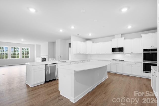 4339 Camden Glen Road 184, Lancaster, SC 29720