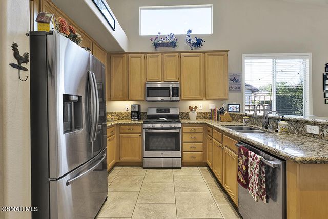 952 Donner Avenue, Simi Valley, CA 93065