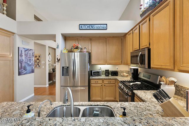 952 Donner Avenue, Simi Valley, CA 93065