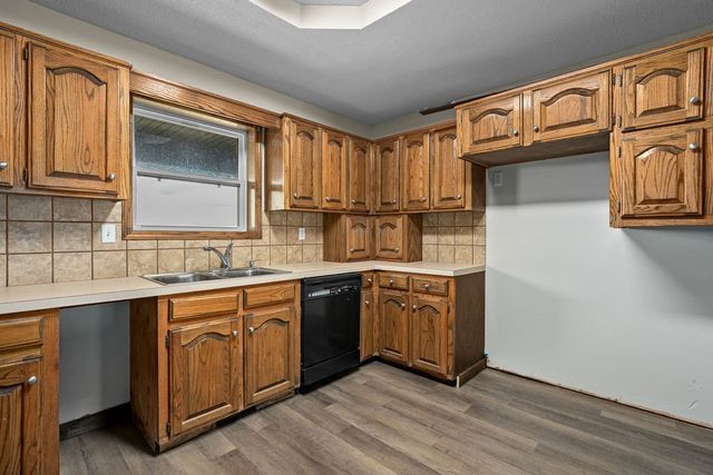 3022 Dow Jones Road, Alma, AR 72921