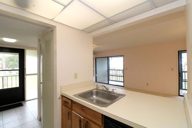 10 Cartagena Ct, St Augustine, FL 32086