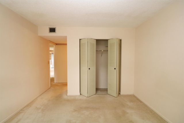 10 Cartagena Ct, St Augustine, FL 32086