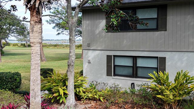 10 Cartagena Ct, St Augustine, FL 32086