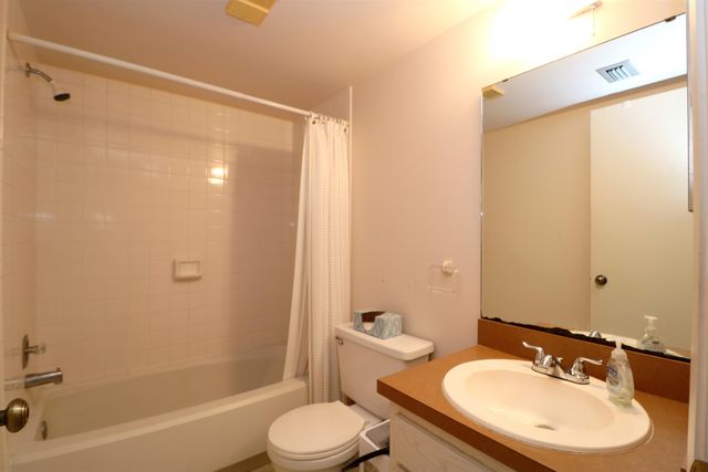 10 Cartagena Ct, St Augustine, FL 32086