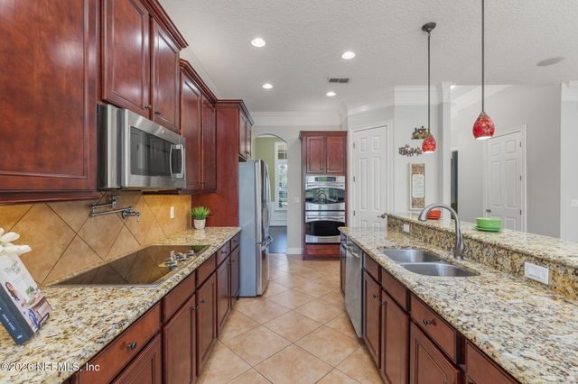 716 ABBY MIST Drive, St. Johns, FL 32259