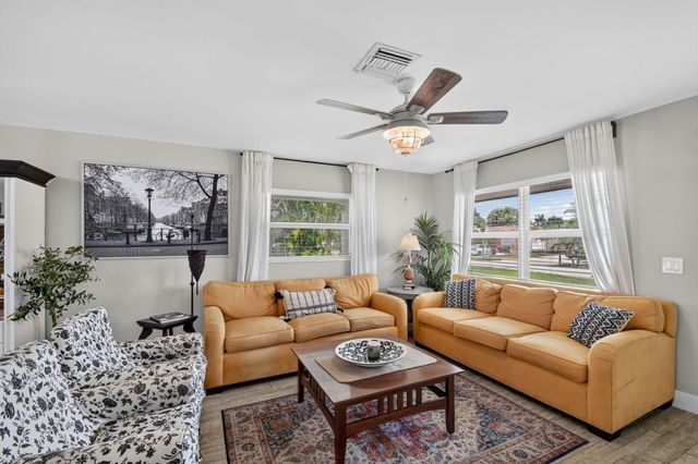 445 Palo Alto Drive, Palm Springs, FL 33461