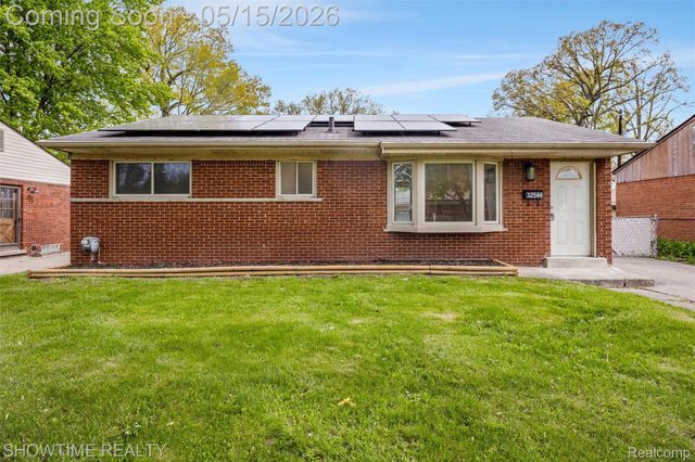 32544 Hazelwood Street, Westland, MI 48186