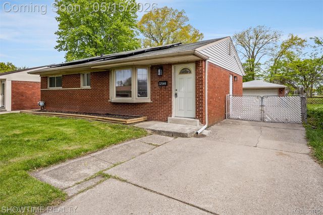32544 Hazelwood Street, Westland, MI 48186