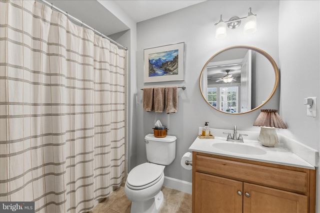 41060 DORATI SQ, Leesburg, VA 20175