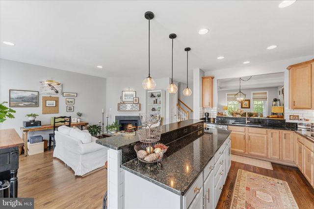 41060 DORATI SQ, Leesburg, VA 20175