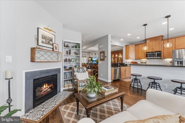 41060 DORATI SQ, Leesburg, VA 20175