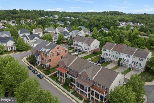 41060 DORATI SQ, Leesburg, VA 20175