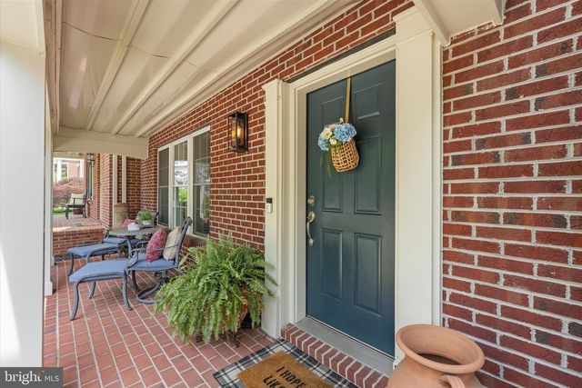 41060 DORATI SQ, Leesburg, VA 20175