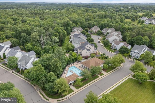 41060 DORATI SQ, Leesburg, VA 20175
