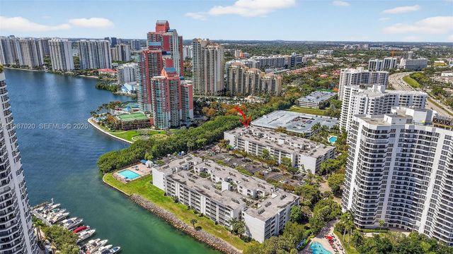 3350 NE 192nd St 5H-B, Aventura, FL 33180