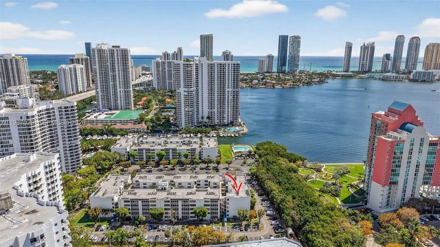 3350 NE 192nd St 5H-B, Aventura, FL 33180