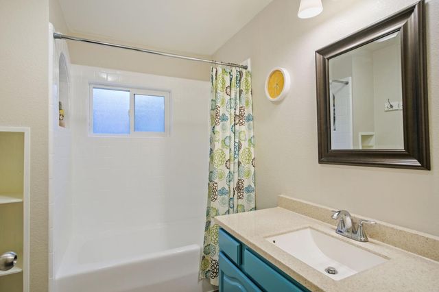 606 Mitchell Ave, Turlock, CA 95380