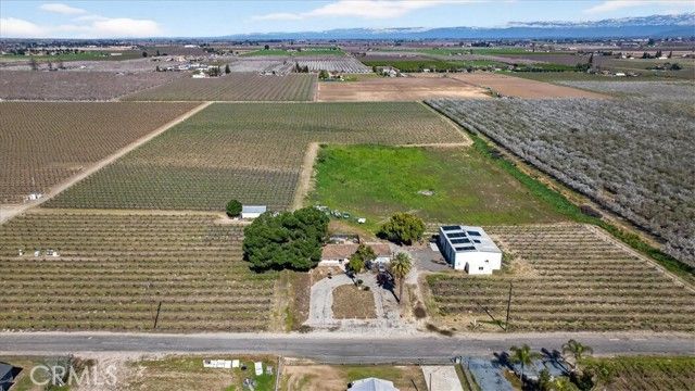 11430 E Saginaw, Selma, CA 93662