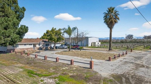 11430 E Saginaw, Selma, CA 93662