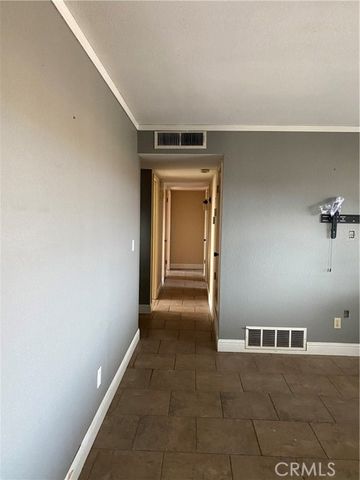 11430 E Saginaw, Selma, CA 93662