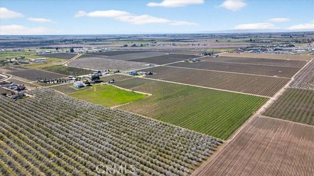 11430 E Saginaw, Selma, CA 93662