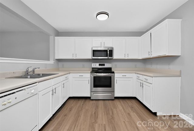 7348 Mitzi Deborah Lane, Charlotte, NC 28269