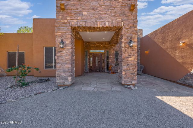 30826 N CROZIER Road, Wittmann, AZ 85361