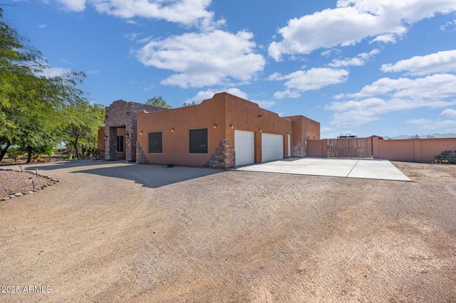 30826 N CROZIER Road, Wittmann, AZ 85361