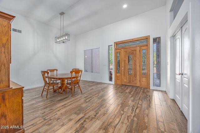 30826 N CROZIER Road, Wittmann, AZ 85361