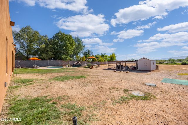 30826 N CROZIER Road, Wittmann, AZ 85361