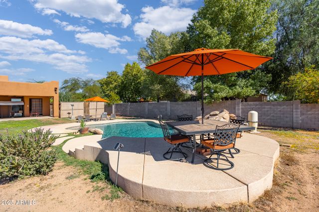 30826 N CROZIER Road, Wittmann, AZ 85361