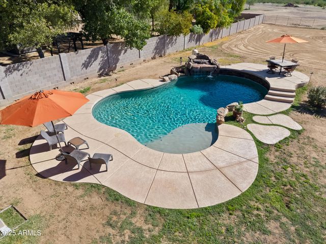 30826 N CROZIER Road, Wittmann, AZ 85361