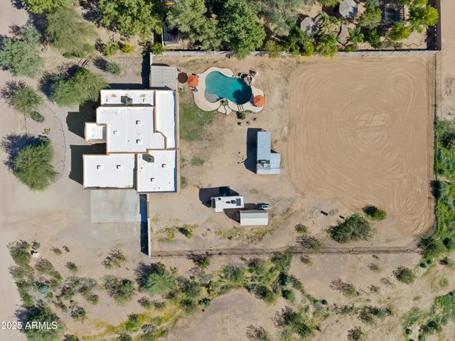 30826 N CROZIER Road, Wittmann, AZ 85361
