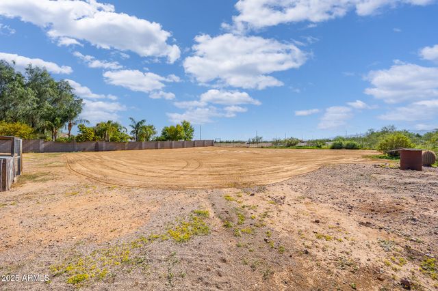 30826 N CROZIER Road, Wittmann, AZ 85361