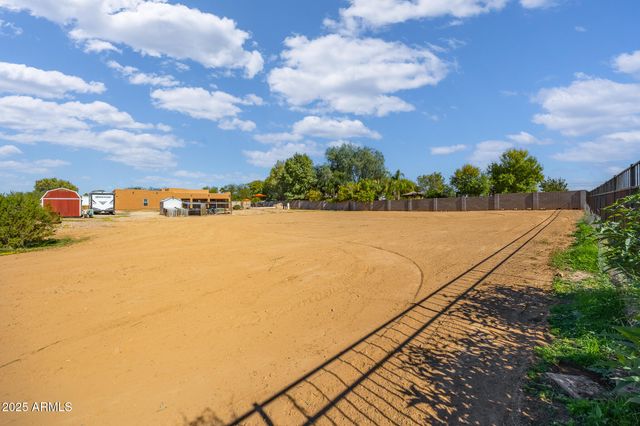 30826 N CROZIER Road, Wittmann, AZ 85361