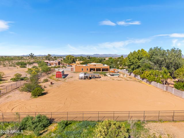30826 N CROZIER Road, Wittmann, AZ 85361
