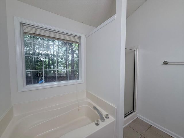 5873 Riverside Walk Drive, Sugar Hill, GA 30518
