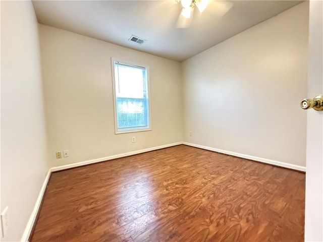 5873 Riverside Walk Drive, Sugar Hill, GA 30518