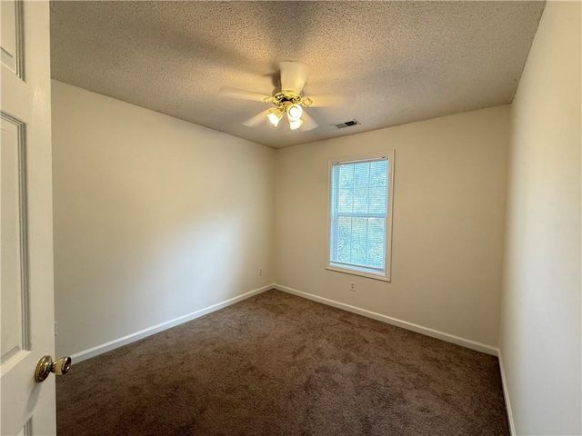 5873 Riverside Walk Drive, Sugar Hill, GA 30518